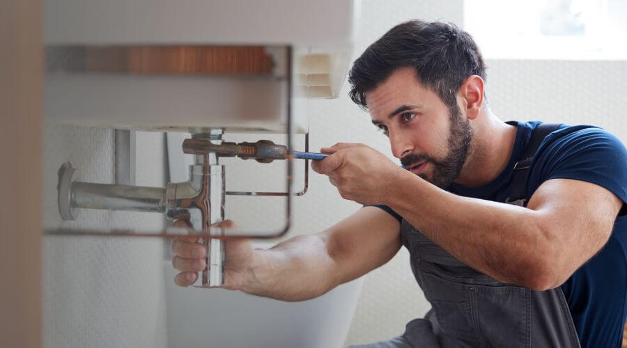 Professional water heater installation services in Hollandale, MS